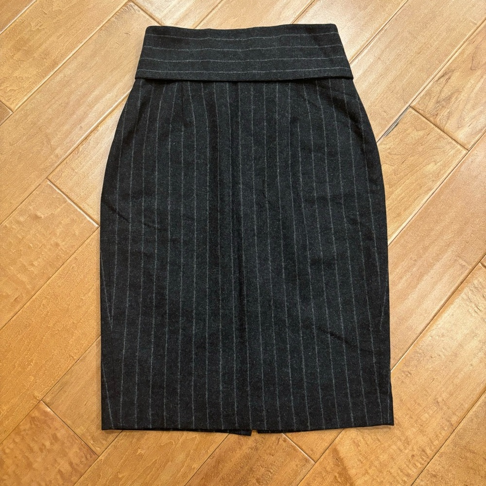 Body by Victoria Wool Midi Skirt with Belt Size 2 NEW without tags